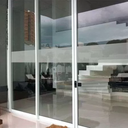 Vidro jateado para janelas Curitiba