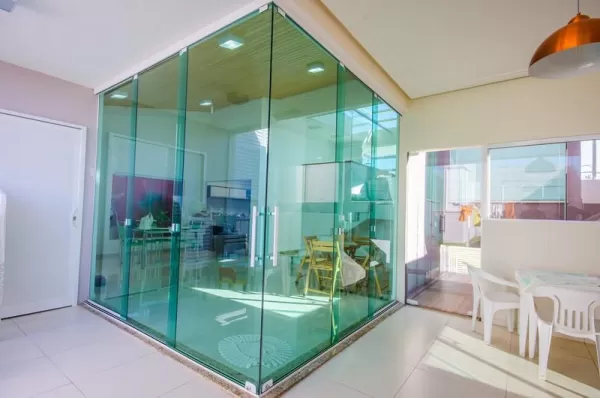 Conserto de porta de vidro Curitiba